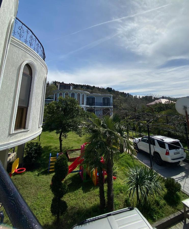 House On Moryakov 55 Aparthotel Chakvi Bagian luar foto