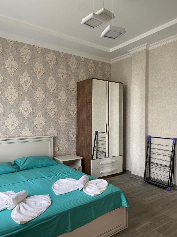 House On Moryakov 55 Aparthotel Chakvi Bagian luar foto