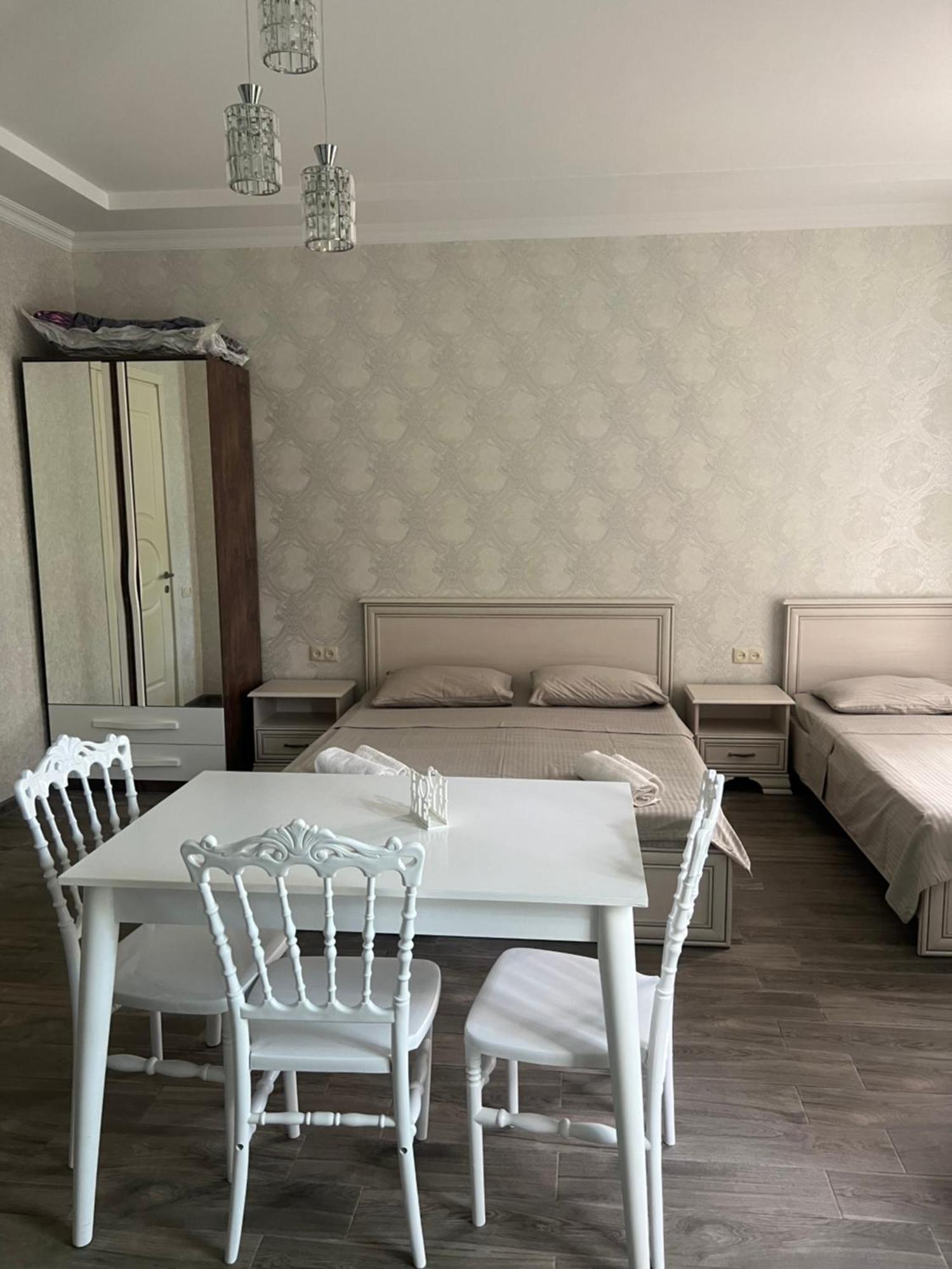 House On Moryakov 55 Aparthotel Chakvi Bagian luar foto