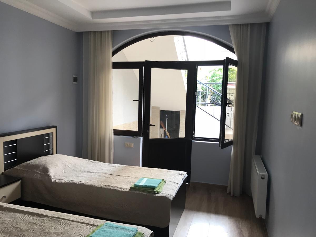 House On Moryakov 55 Aparthotel Chakvi Bagian luar foto